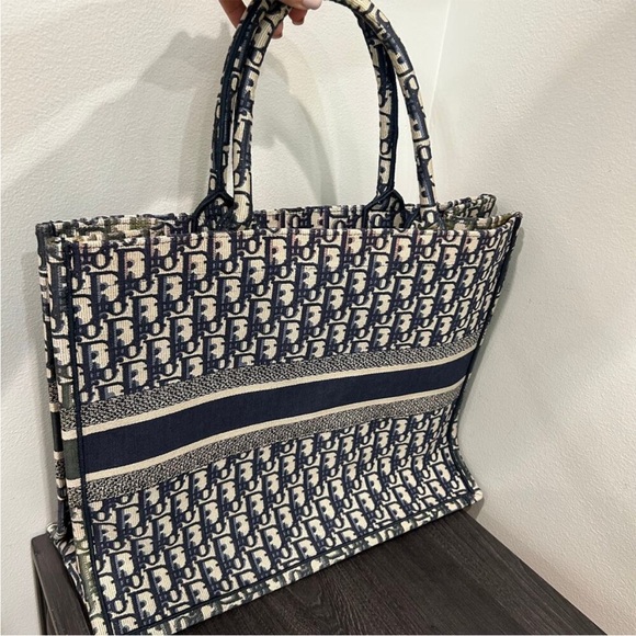 #271 CHRISTIAN DIOR Large Book Tote MSRP $3520 - Picture 6 of 8